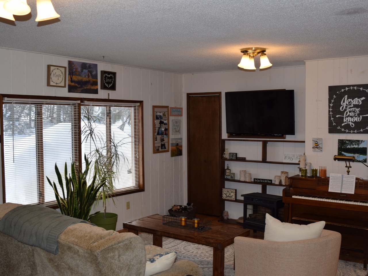 6558 Hwy 8 Rhinelander Wi 54501 Rhinelander, WI 54501 - Photo 6 of 31 Gallery Image 6