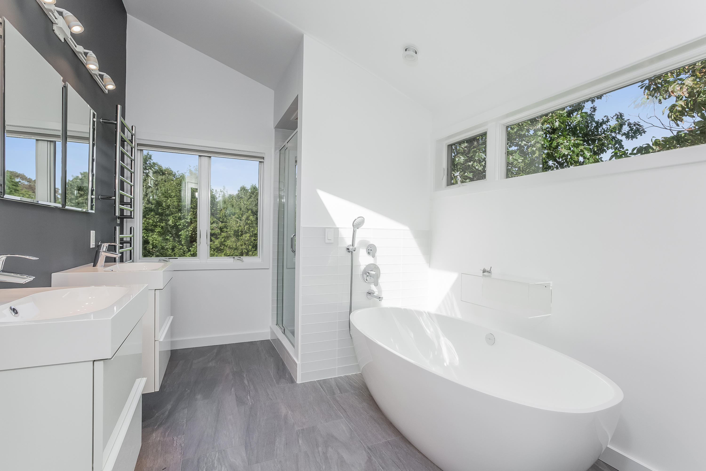 8 Outer Road Norwalk, CT 06854 - Photo 19 of 39 a bathroom with a sink and bathtub