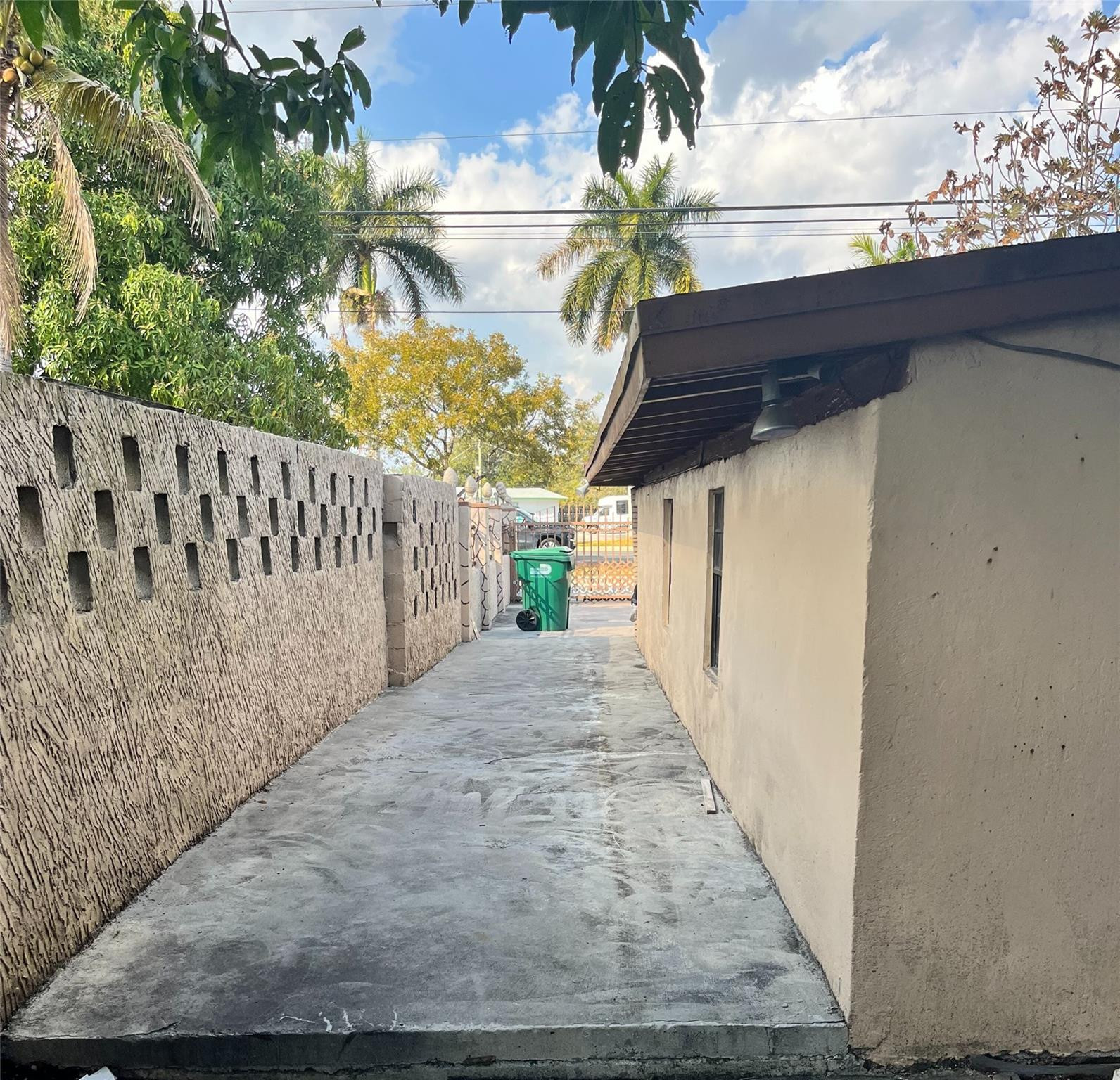 1440 Northwest 183rd Street Miami, FL 33169 - Photo 11 of 11 Photo 11