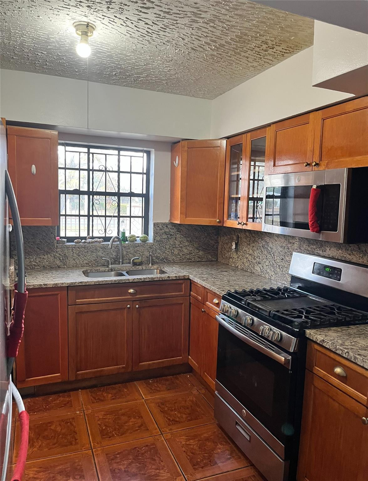 1440 Northwest 183rd Street Miami, FL 33169 - Photo 5 of 11 Photo 5