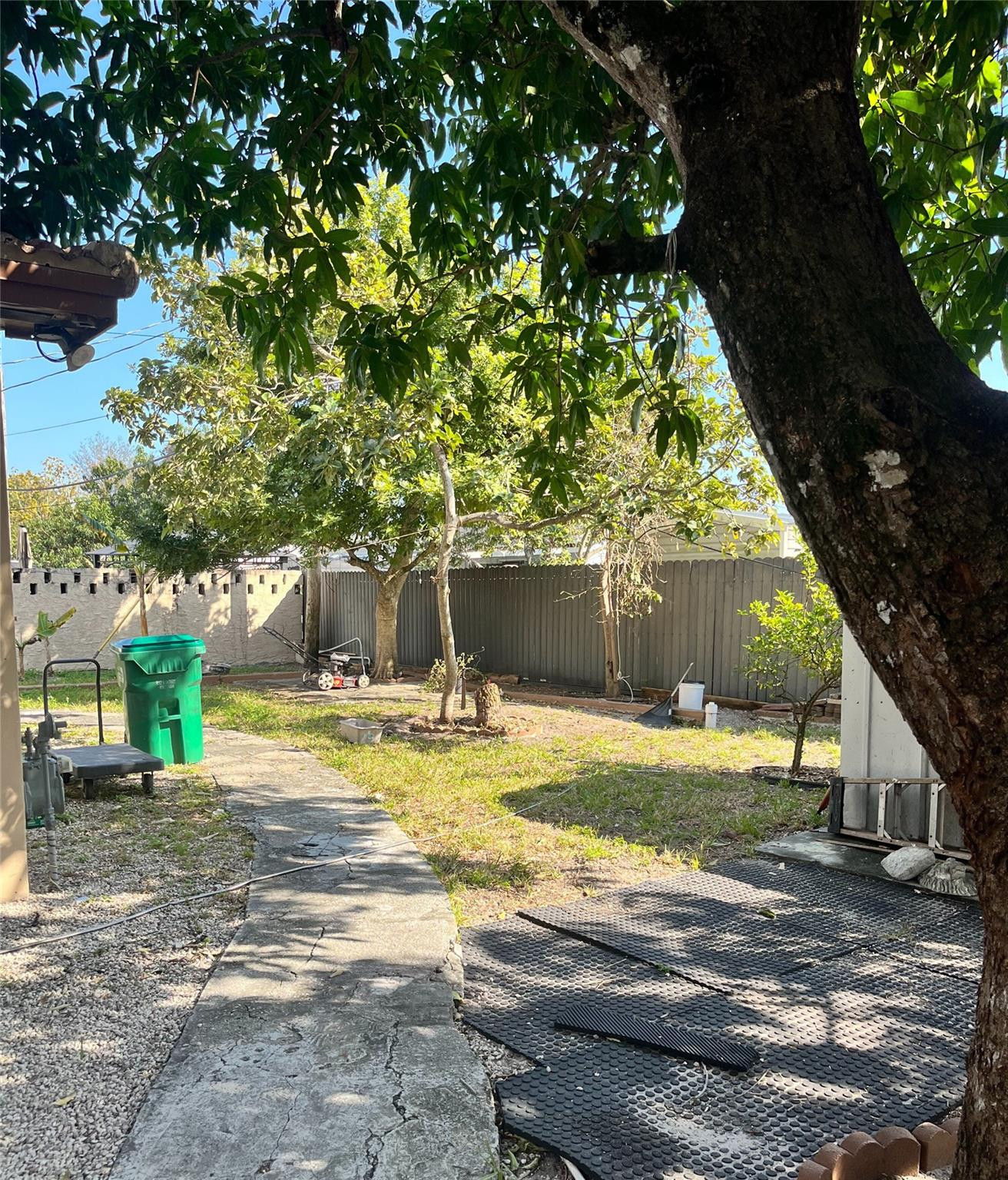 1440 Northwest 183rd Street Miami, FL 33169 - Photo 10 of 11 Photo 10