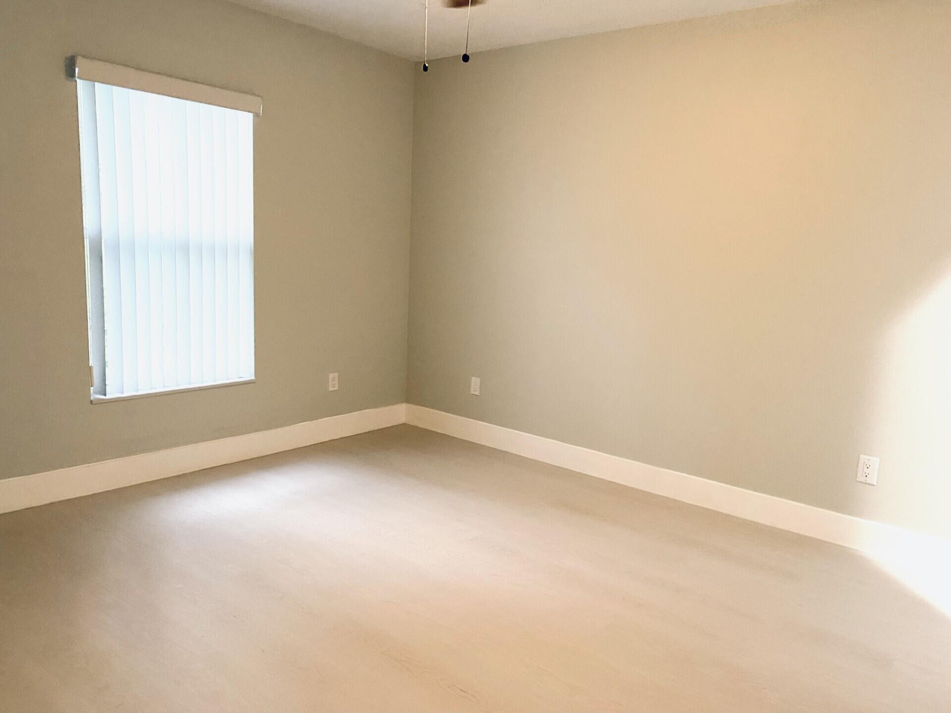 3901 Gulfstream Road, Unit 2B Lake Worth Beach, FL 33461 - Photo 13 of 14 thumbnail_IMG_1103