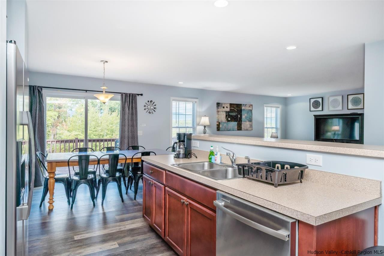 3899 Rte 9W Saugerties, NY 12477 - Photo 8 of 34 Photo 8