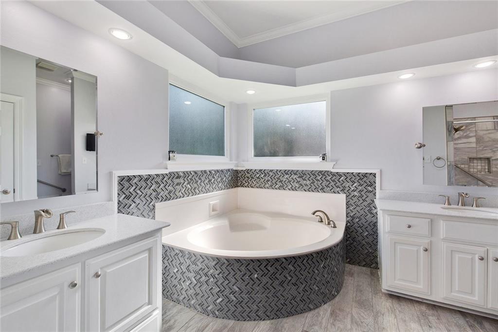 1081 Rue Chinon Mandeville, LA 70471 - Photo 19 of 25 Gallery Image 19