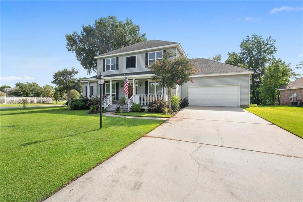 1081 Rue Chinon Mandeville, LA 70471 - Photo 2 of 25 Gallery Image 2