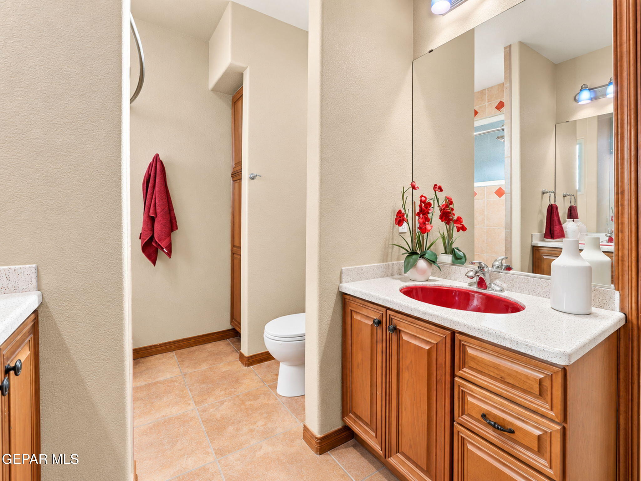 8175 Constitution Road Las Cruces, NM 88007 - Photo 36 of 102 Bathroom