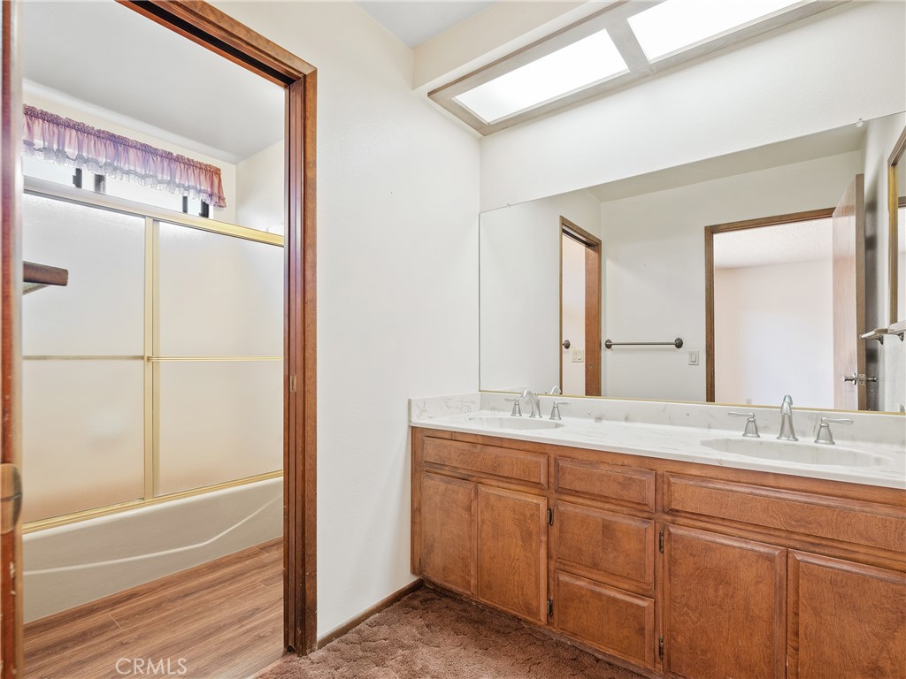 14484 Lighthouse Lane Helendale, CA 92342 - Photo 18 of 58 Primary bathroom with double sinks