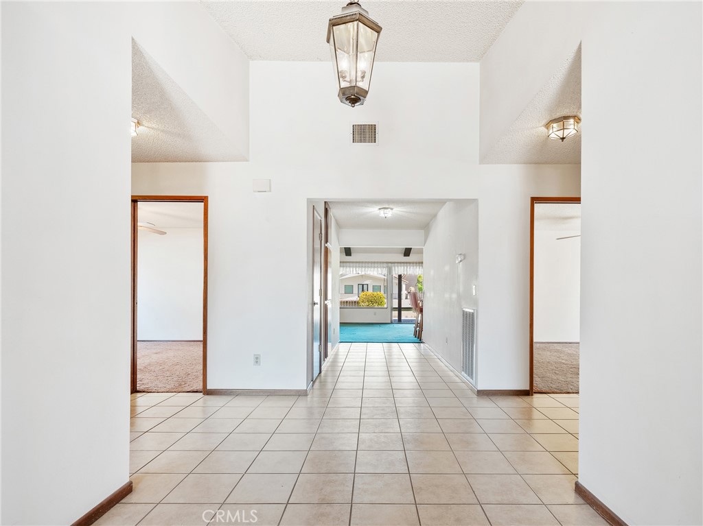 14484 Lighthouse Lane Helendale, CA 92342 - Photo 20 of 58 Entry looking towards back of home