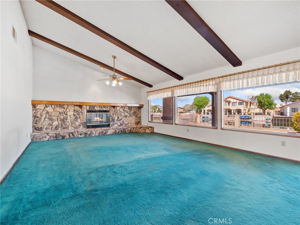 14484 Lighthouse Lane Helendale, CA 92342 - Photo 21 of 58 Living room big windows