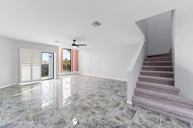 a view of an entryway