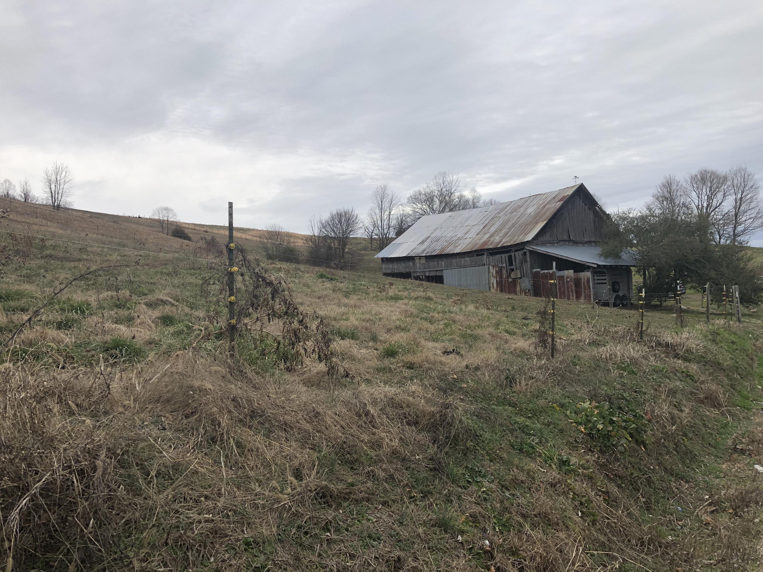 755 Robertson Road Chuckey, TN 37641 - Photo 29 of 36 MZ0s3fBeSJaqRYKMEmKUdA