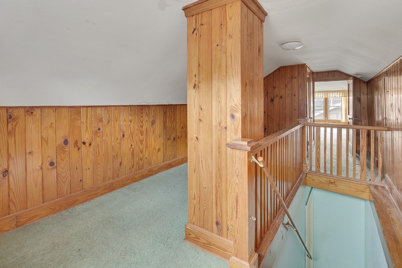 122 North Mendenhall Road Memphis, TN 38117 - Photo 18 of 24 Upstairs loft provides access to bedroom and full bathroom.