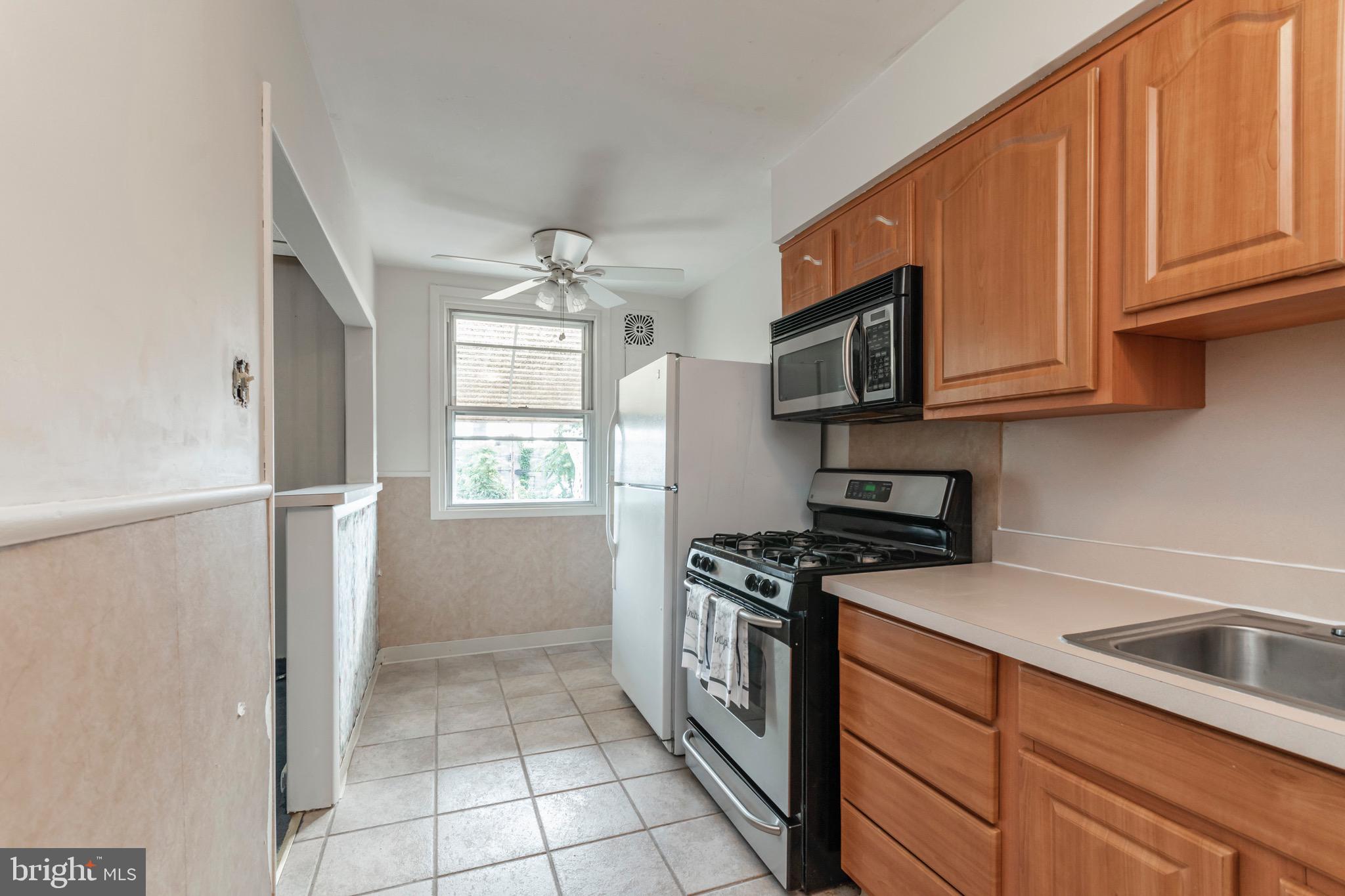 3216 Fordham Road Philadelphia, PA 19114 - Photo 7 of 32 Gallery Image 7