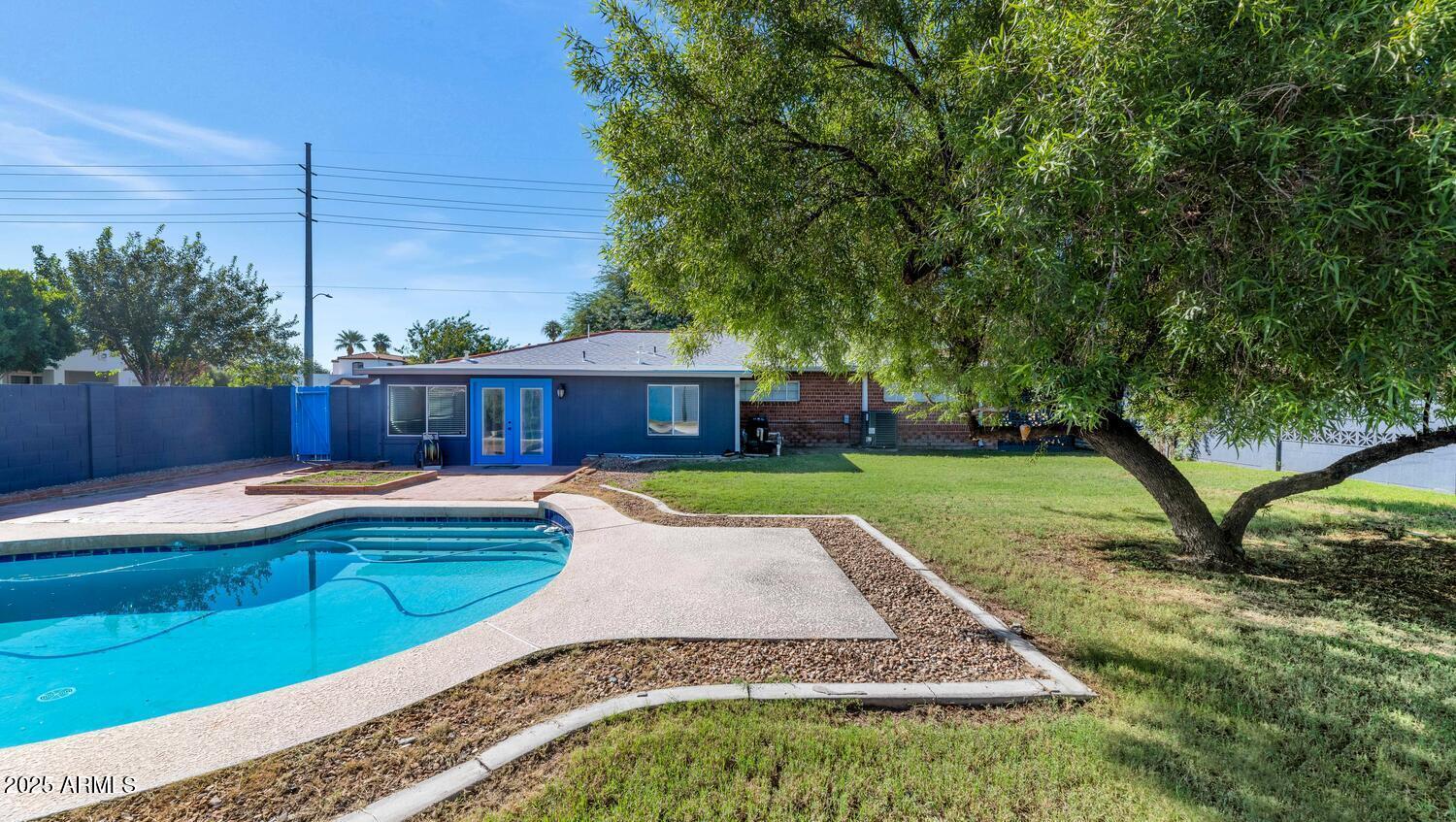 846 East Ocotillo Road Phoenix, AZ 85014 - Photo 33 of 44 846 E Ocotillo Rd-large-035-015-846 E Oc