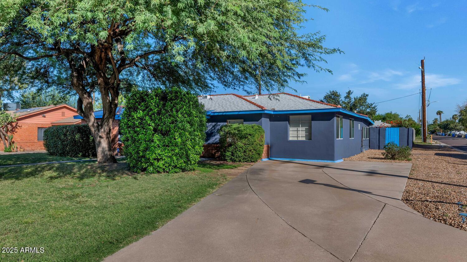 846 East Ocotillo Road Phoenix, AZ 85014 - Photo 39 of 44 846 E Ocotillo Rd-large-001-026-846 E Oc