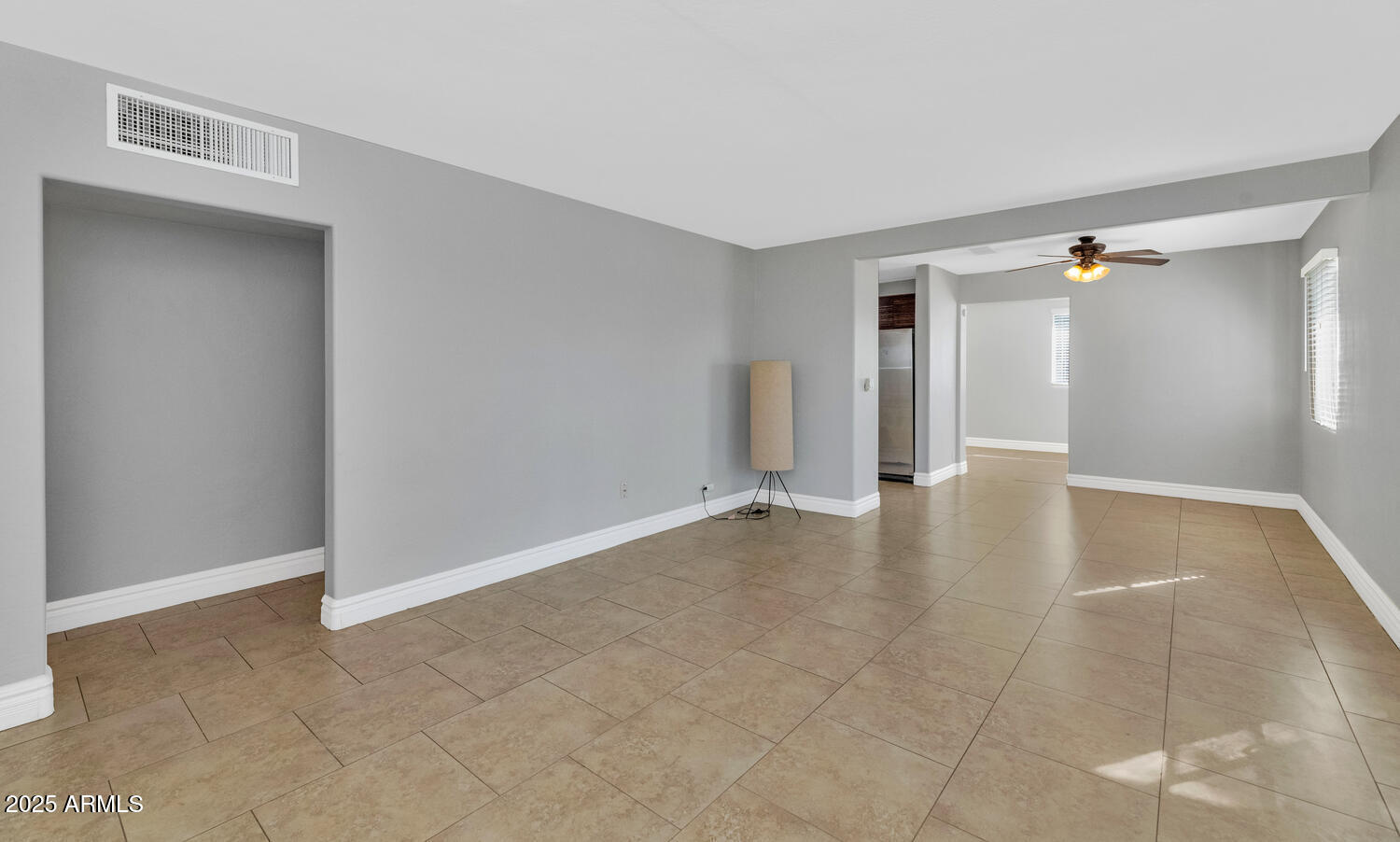 846 East Ocotillo Road Phoenix, AZ 85014 - Photo 5 of 44 846 E Ocotillo Rd-large-009-036-846 E Oc