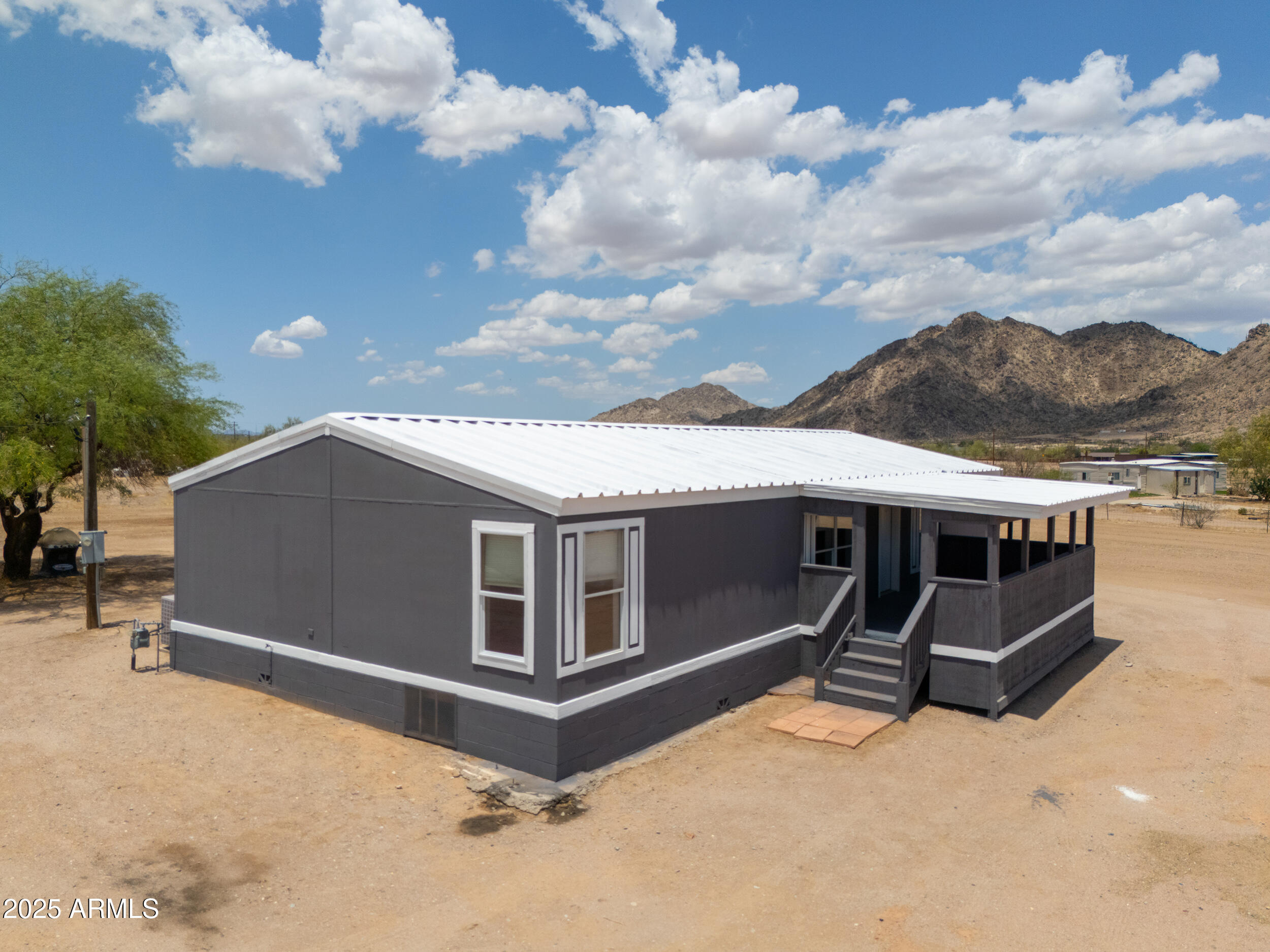 11192 North Johnson Road Maricopa, AZ 85139 - Photo 2 of 55 03
