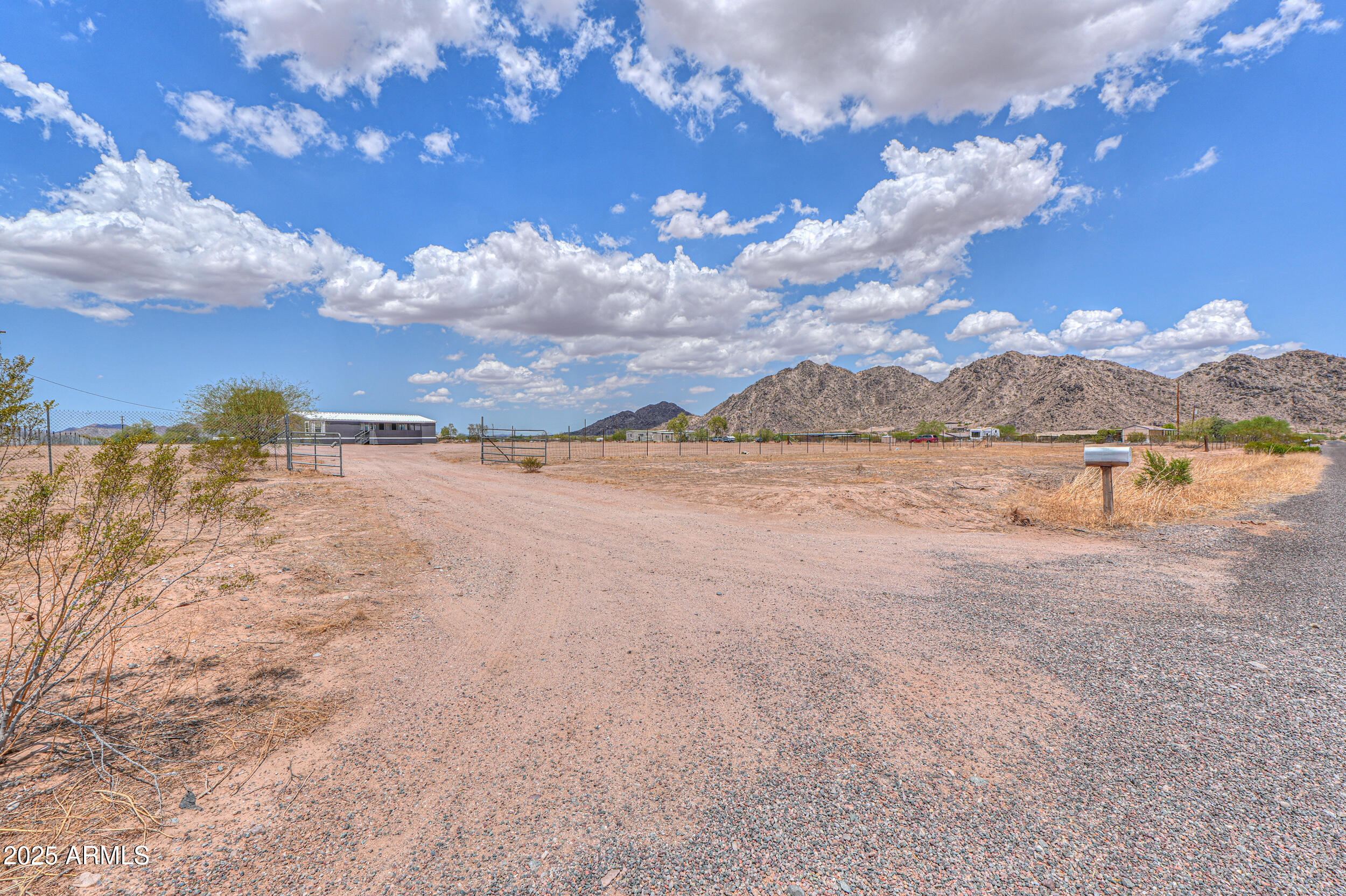 11192 North Johnson Road Maricopa, AZ 85139 - Photo 48 of 55 18