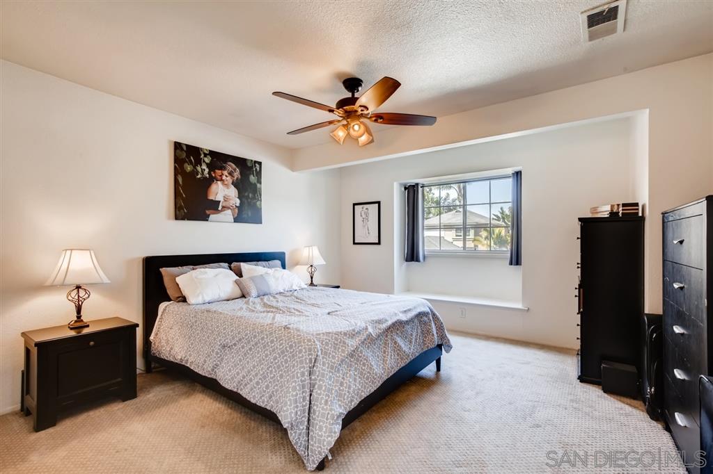 4119 Esperanza Way Oceanside, CA 92056 - Photo 11 of 25