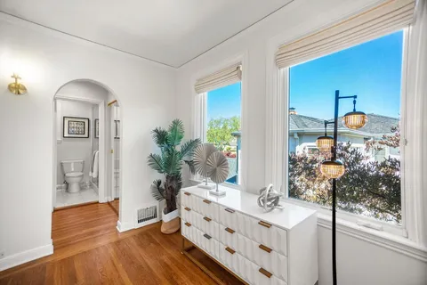 $3,000,000 | 307 Aragon Boulevard, San Mateo, CA 94402