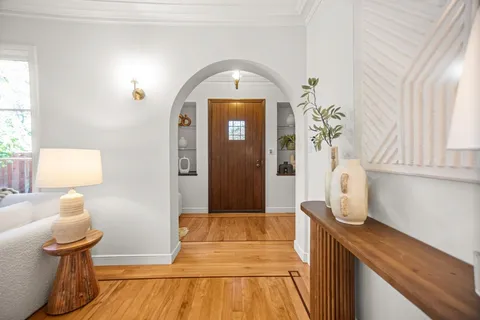 $3,000,000 | 307 Aragon Boulevard, San Mateo, CA 94402