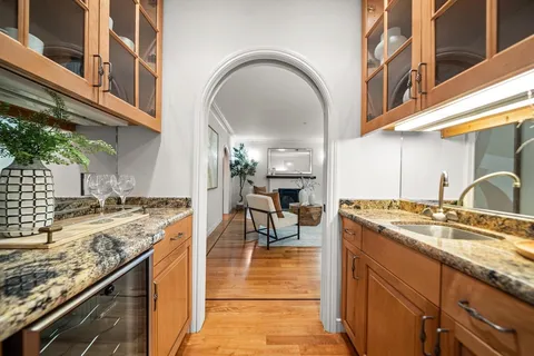 $3,000,000 | 307 Aragon Boulevard, San Mateo, CA 94402