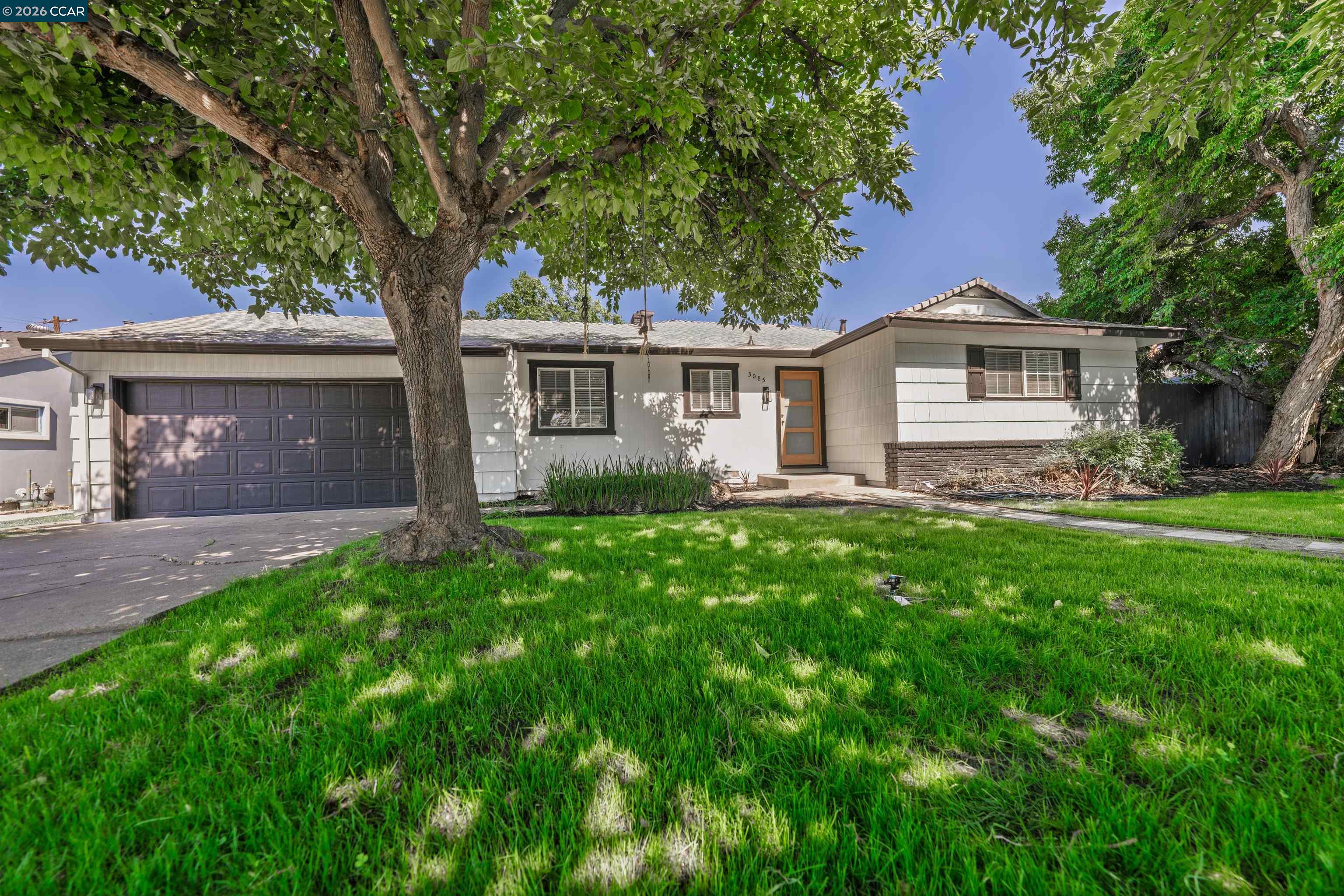 3085 Stanton Circle Carmichael, CA 95608 - Photo 1 of 23