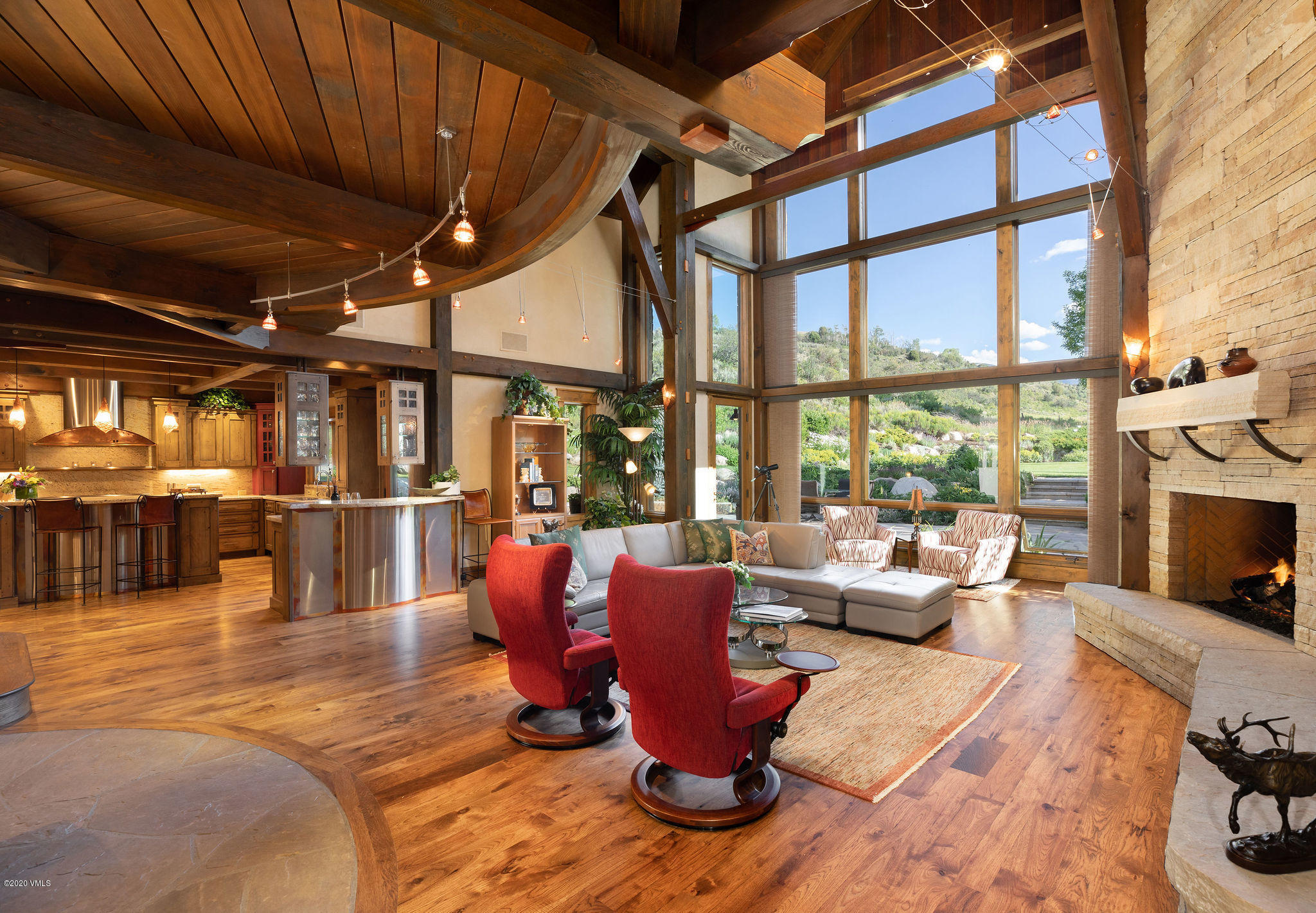 1470 Lake Creek Road Edwards, CO 81632 - Photo 5 of 35 1490_lake_creek_rd_interior_living_b