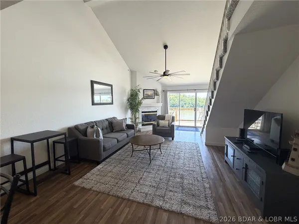 $395,000 | 1481 Ledges Drive, Unit 842, Osage Beach, MO 65065
