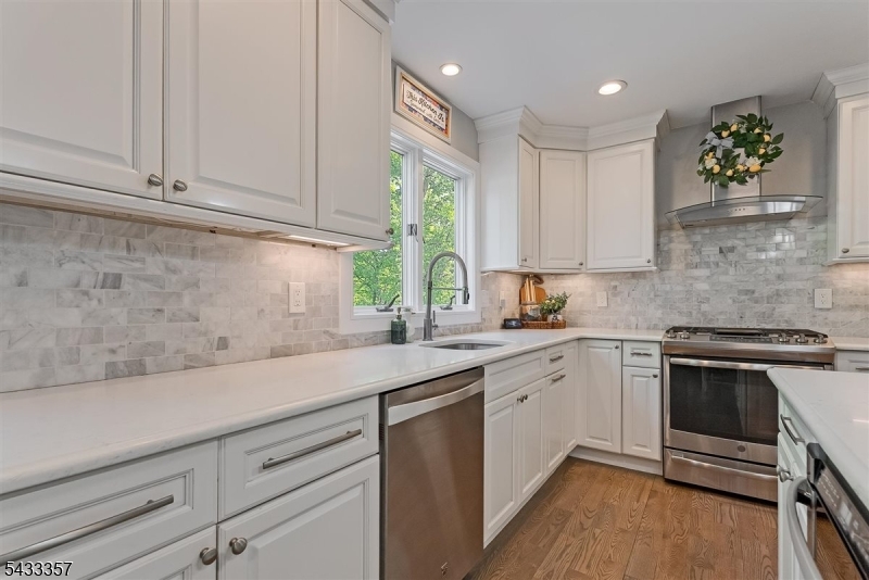 1 Waters Edge Drive Sparta, NJ 07871 - Photo 11 of 48