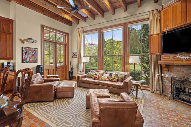 $2,375,000 | 81151 Highway 1080 (s Factory Rd) Highway, Folsom, LA 70437