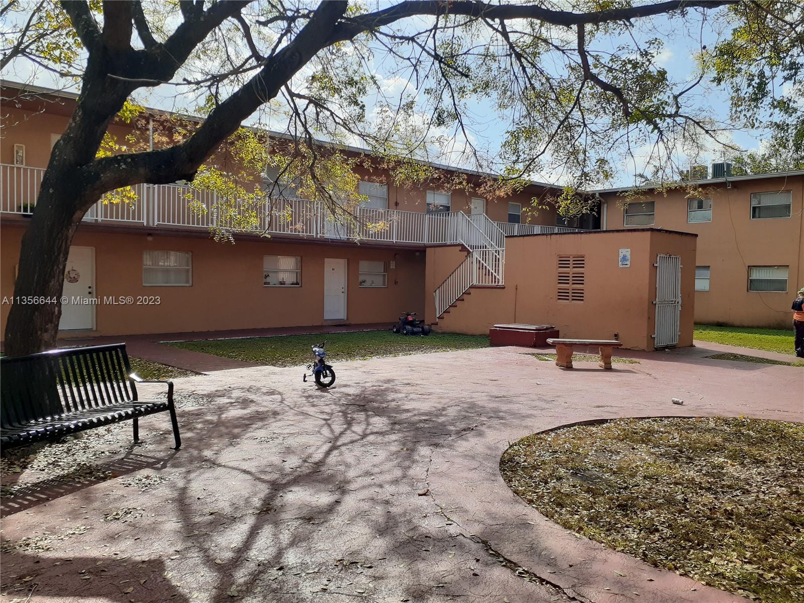 1245 West 24th Street, Unit 118 Hialeah, FL 33010 - Photo 12 of 20