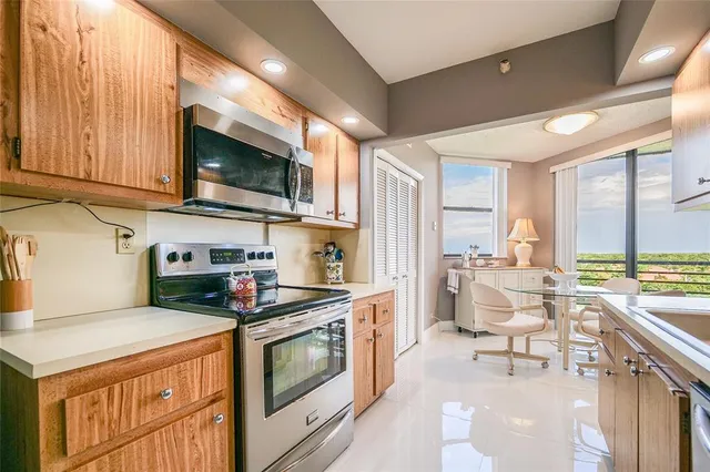 $219,000 | 7100 Radice Court, Unit 807, Lauderhill, FL 33319