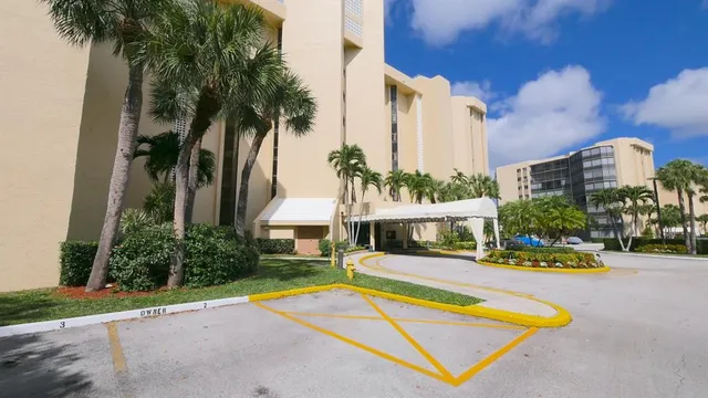 $219,000 | 7100 Radice Court, Unit 807, Lauderhill, FL 33319