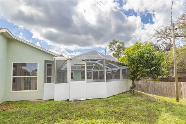 $499,900 | 122 Coconut Street, Sebastian, FL 32958