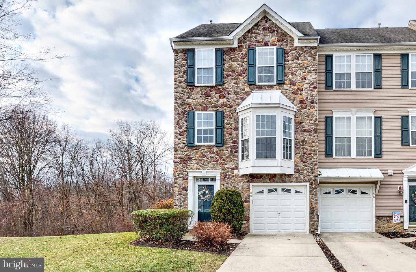 100 River Lane Riverside, NJ 08075 - Photo 3 of 31