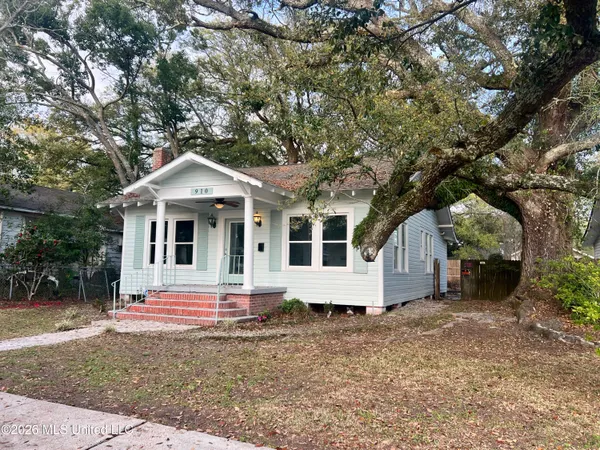 $305,000 | 910 40th Avenue, Gulfport, MS 39501