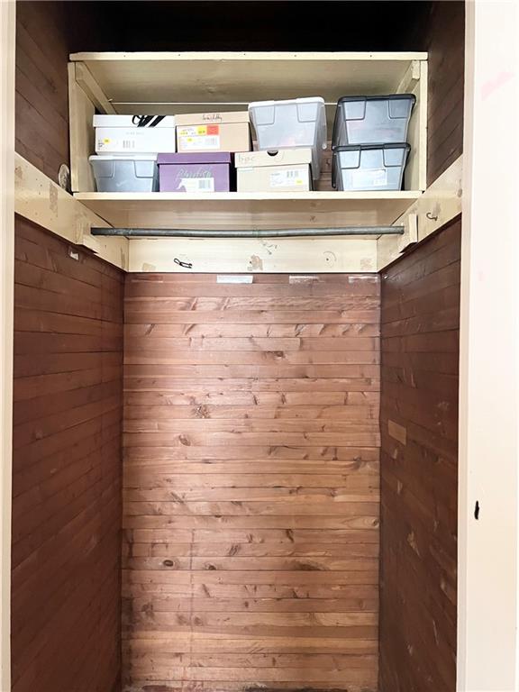 1673 Hancock Avenue Apollo, PA 15613 - Photo 19 of 30 Cedar closet in bedroom.
