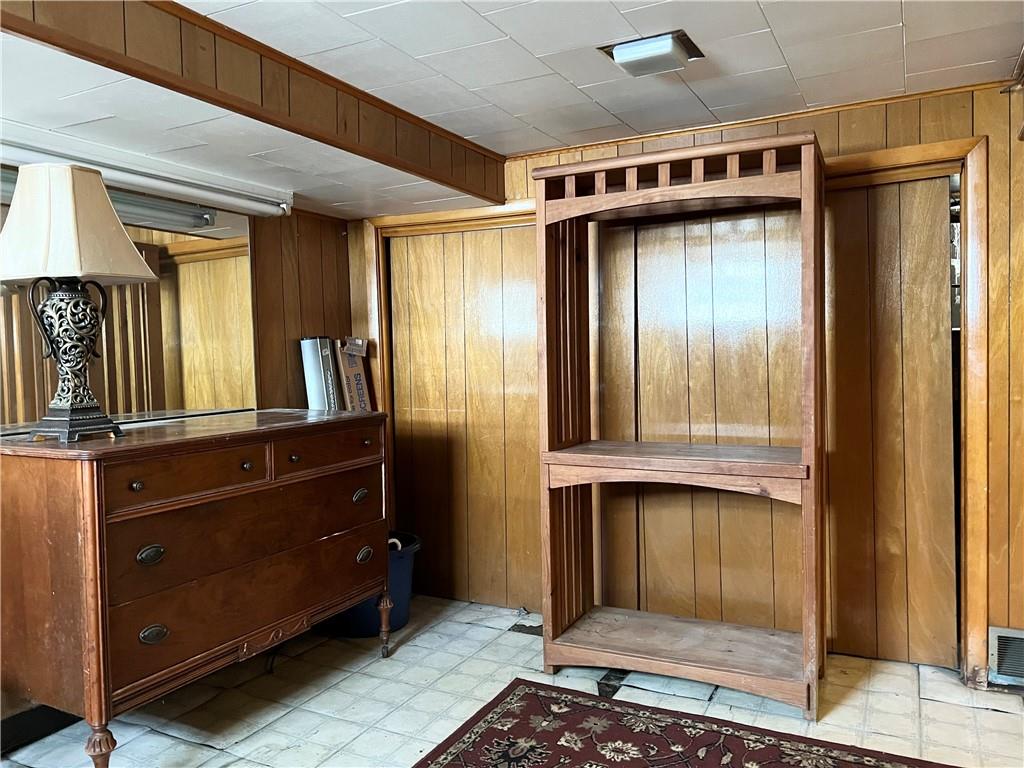 1673 Hancock Avenue Apollo, PA 15613 - Photo 20 of 30 Lower level game room.