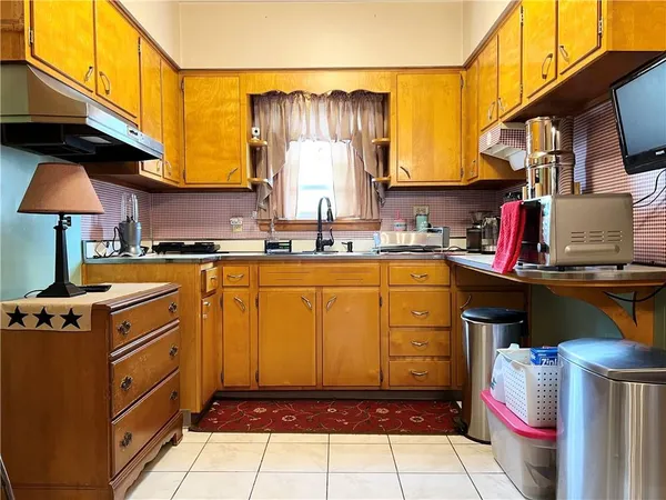 $92,000 | 1673 Hancock Avenue, Apollo, PA 15613
