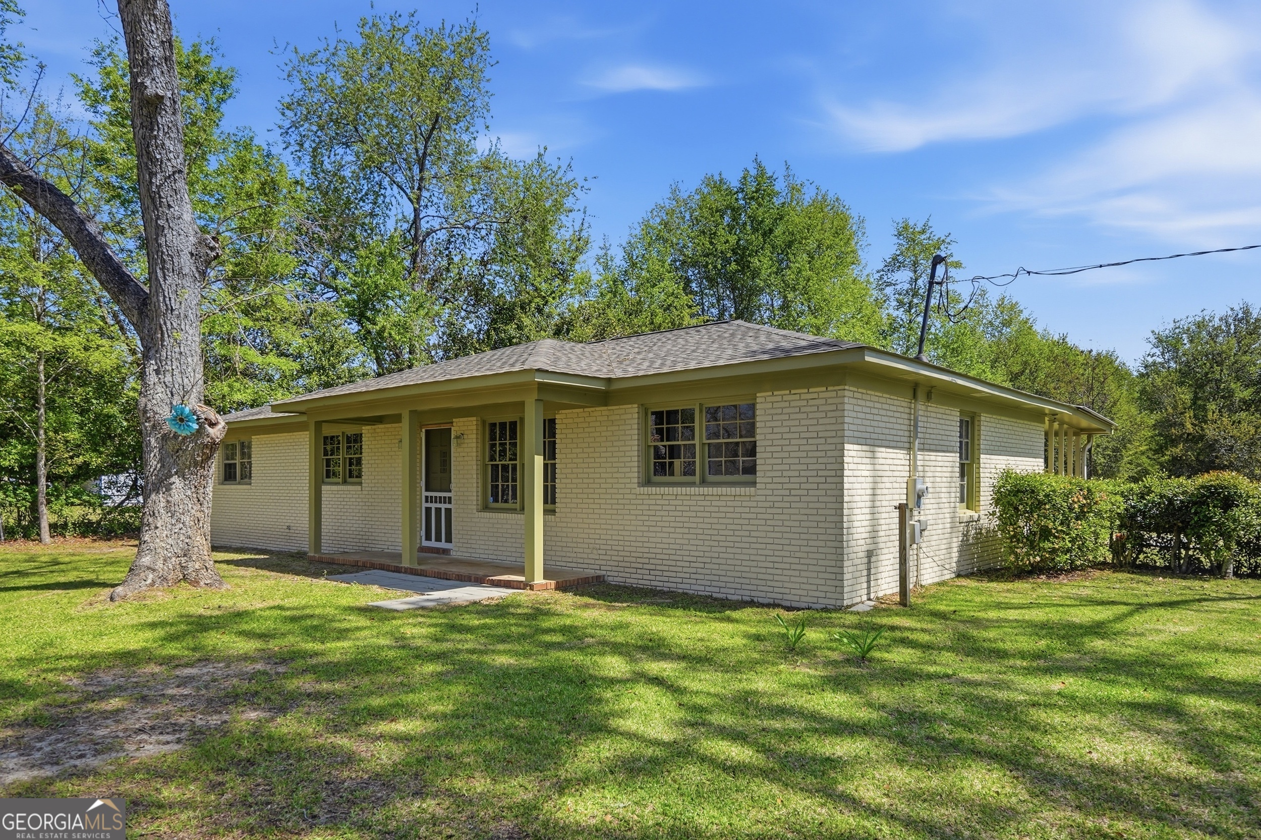 3710 Coakley Avenue Albany, GA 31721 - Photo 3 of 47 a view of a house with yard