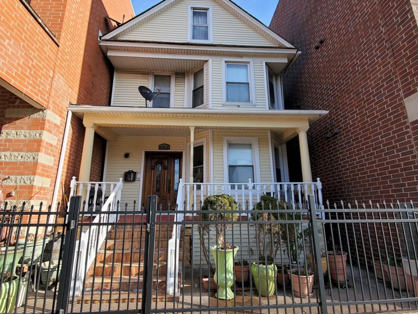3539 North Pulaski Road Chicago, IL 60641 - Photo 1 of 23 front view of a house
