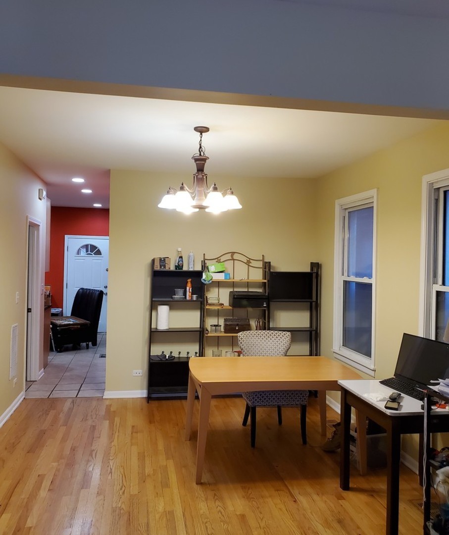 3539 North Pulaski Road Chicago, IL 60641 - Photo 13 of 23 a view of a livingroom with furniture