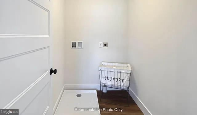 a view of utility room