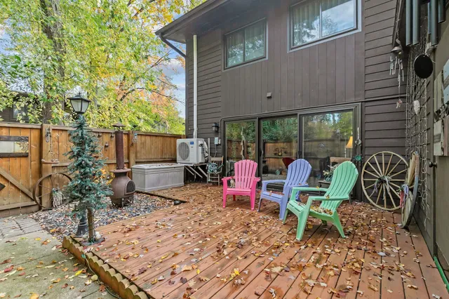 $250,000 | 1809 Alcan Drive, Unit 5, Menasha, WI 54952