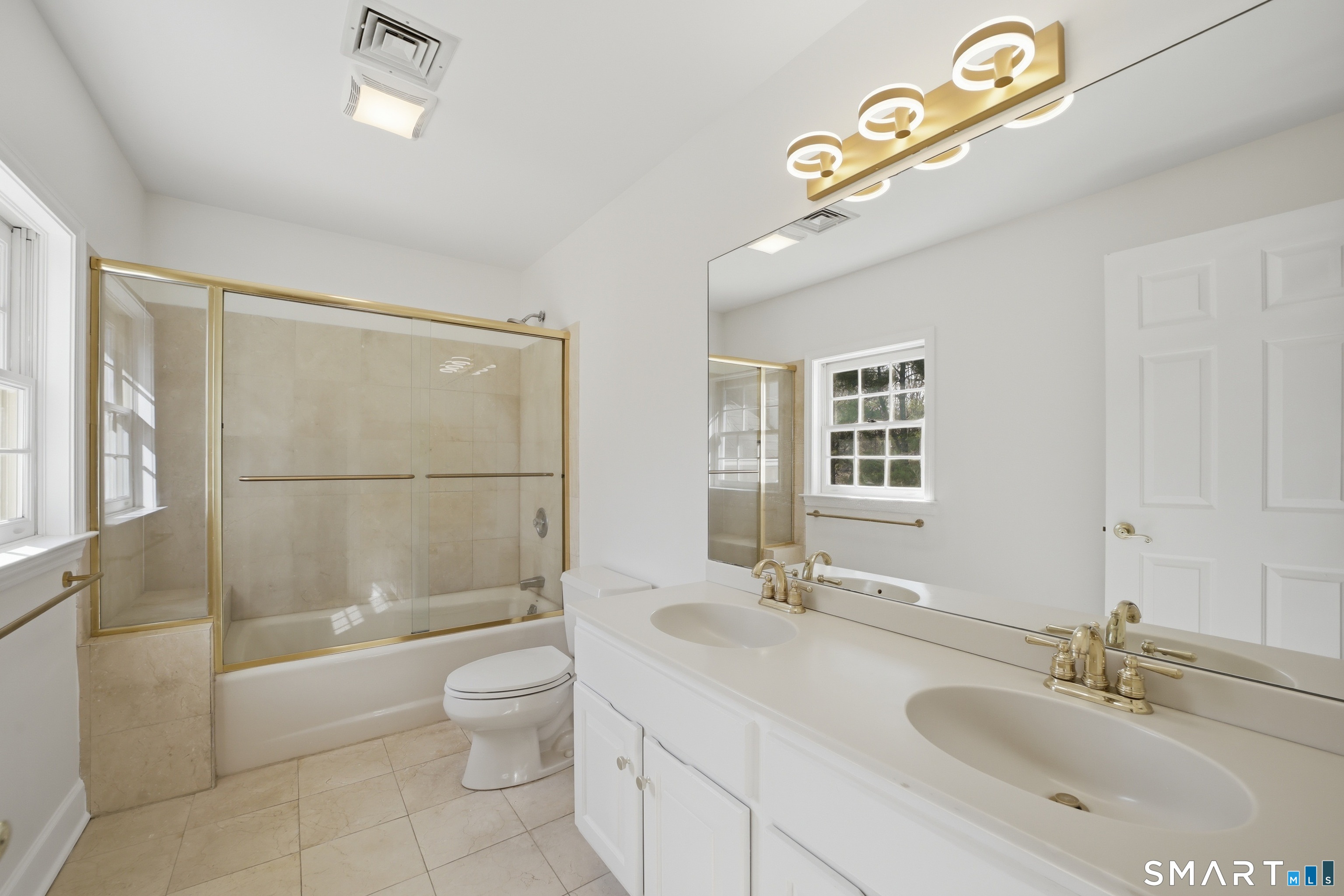 6 Admiral Lane Wilton, CT 06897 - Photo 19 of 38