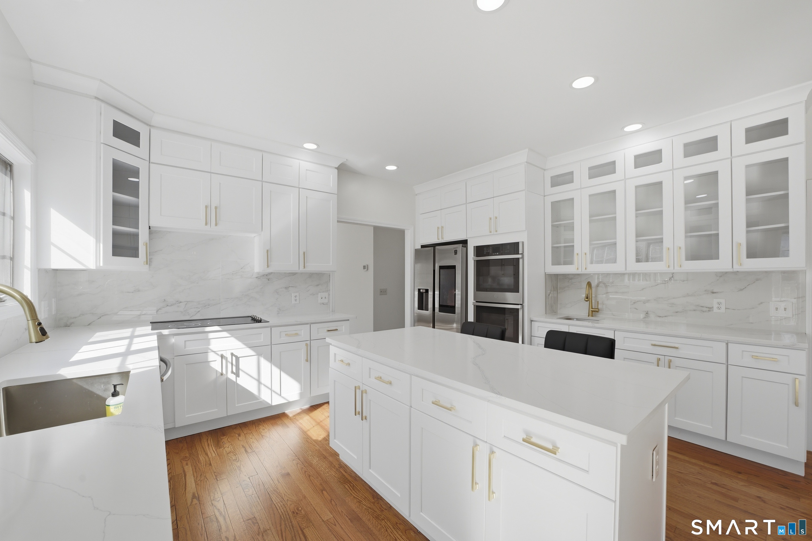 6 Admiral Lane Wilton, CT 06897 - Photo 8 of 38