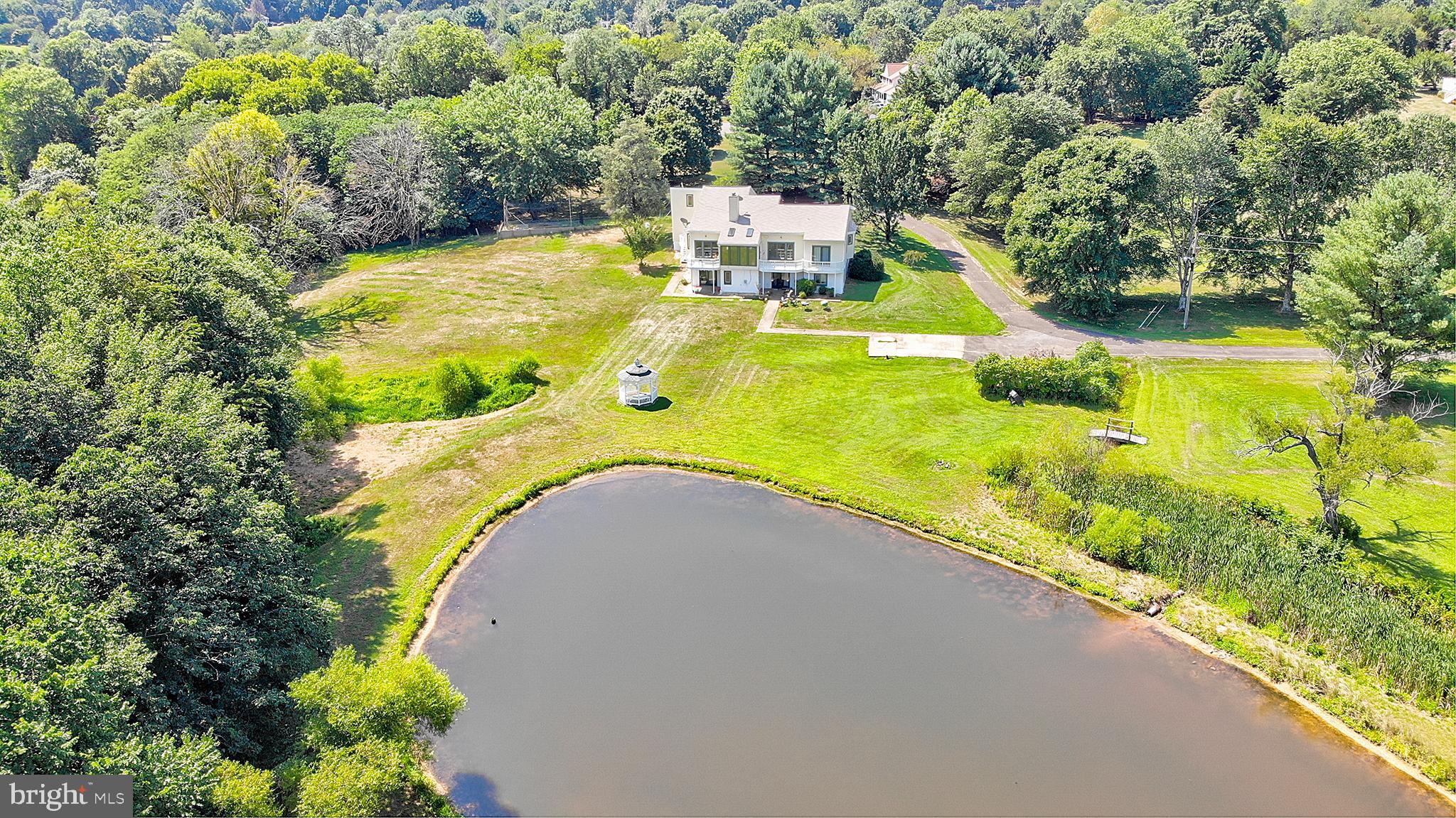 6635 Kelly Road Warrenton, VA 20187 - Photo 4 of 60 Gallery Image 4