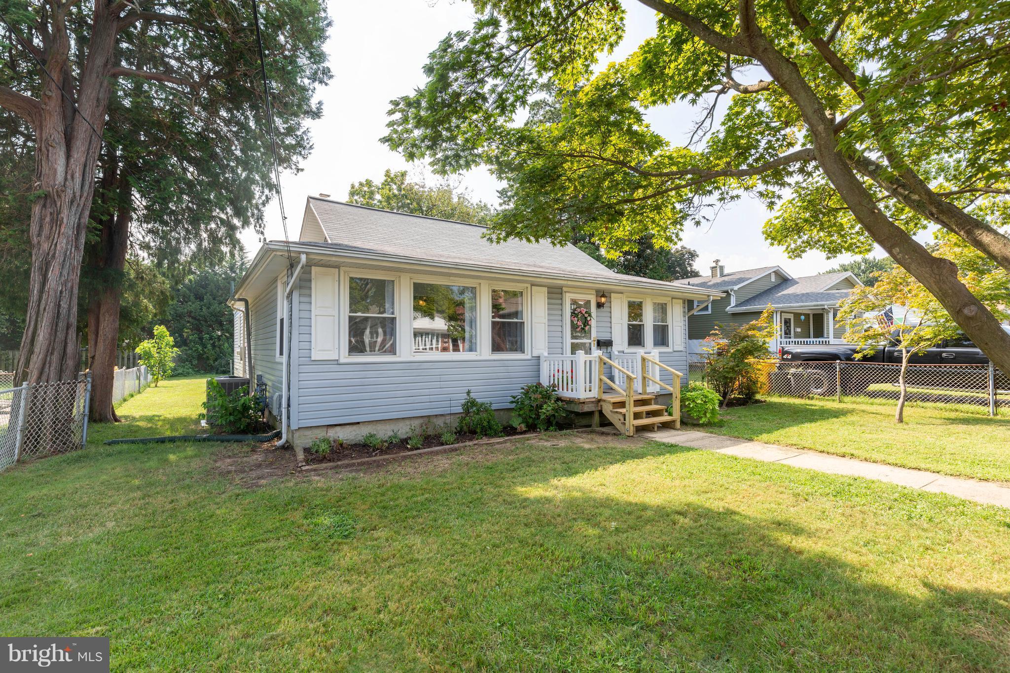 221 Dale Road Pasadena, MD 21122 - Photo 2 of 22 Exterior (Front)