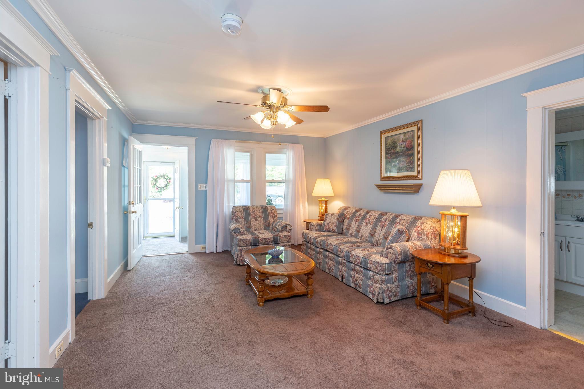 221 Dale Road Pasadena, MD 21122 - Photo 11 of 22 Living Room